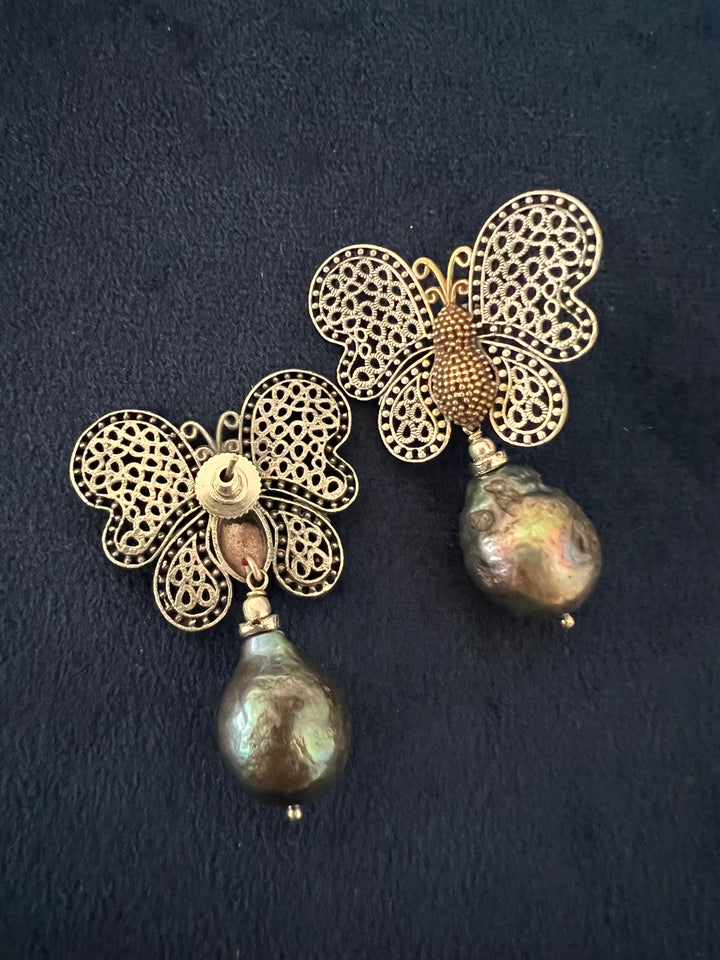 Elegant Earrings - Premium Quality, Exquisite Craftsmanship