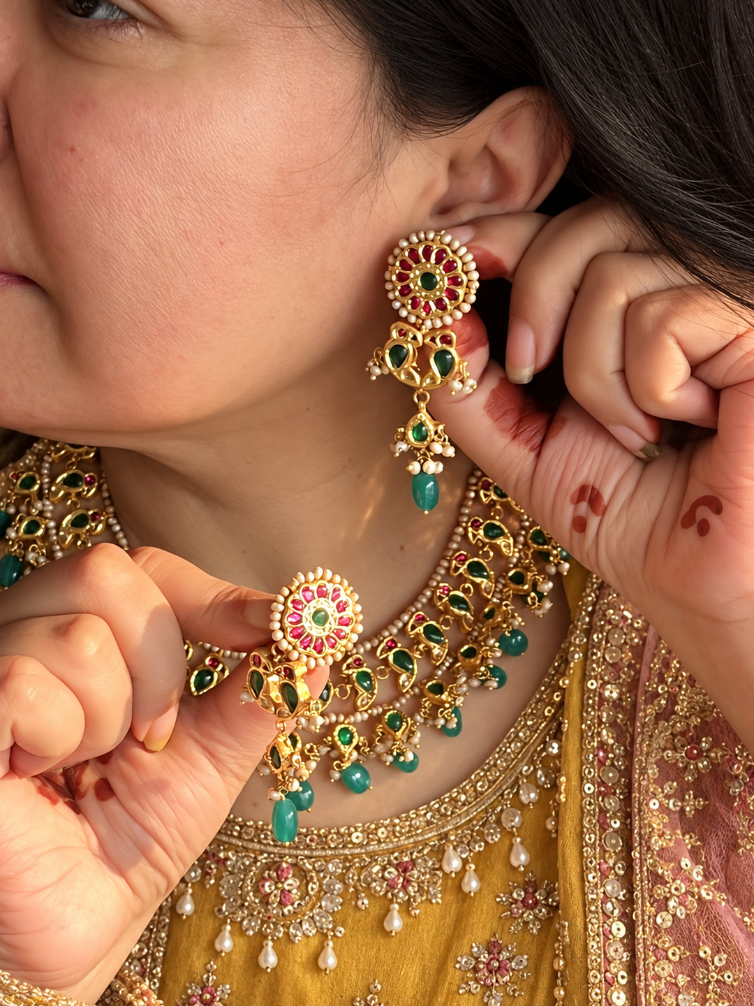 Emerald Green 925 Silver Jadau Kundan Bird Necklace Set