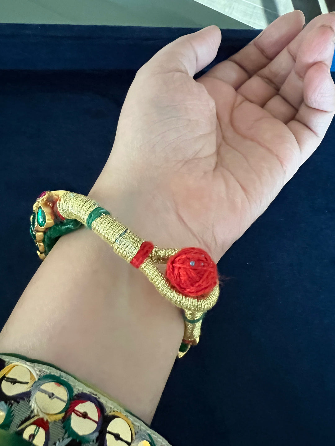 Handcrafted Opulence: Indian Traditional Bracelet with Luxurious Velvet Lining