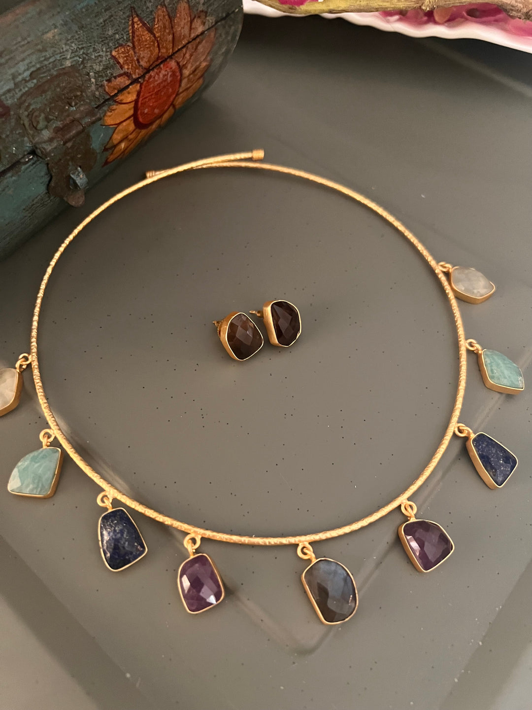 Elegant Natural Gemstones Hasli Necklace Set - Unmatched Quality and Style