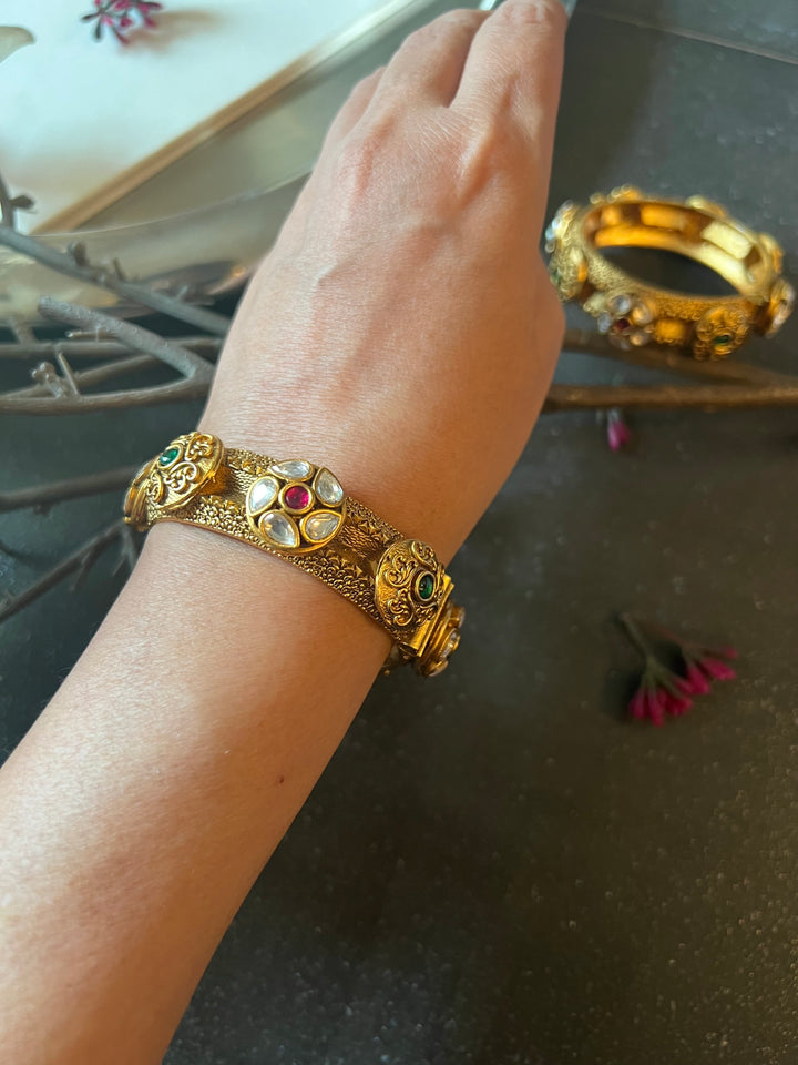 Bridal Kundan Kadas- Set of Two