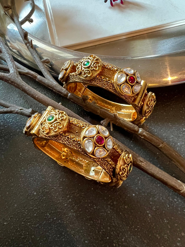 Bridal Kundan Kadas- Set of Two