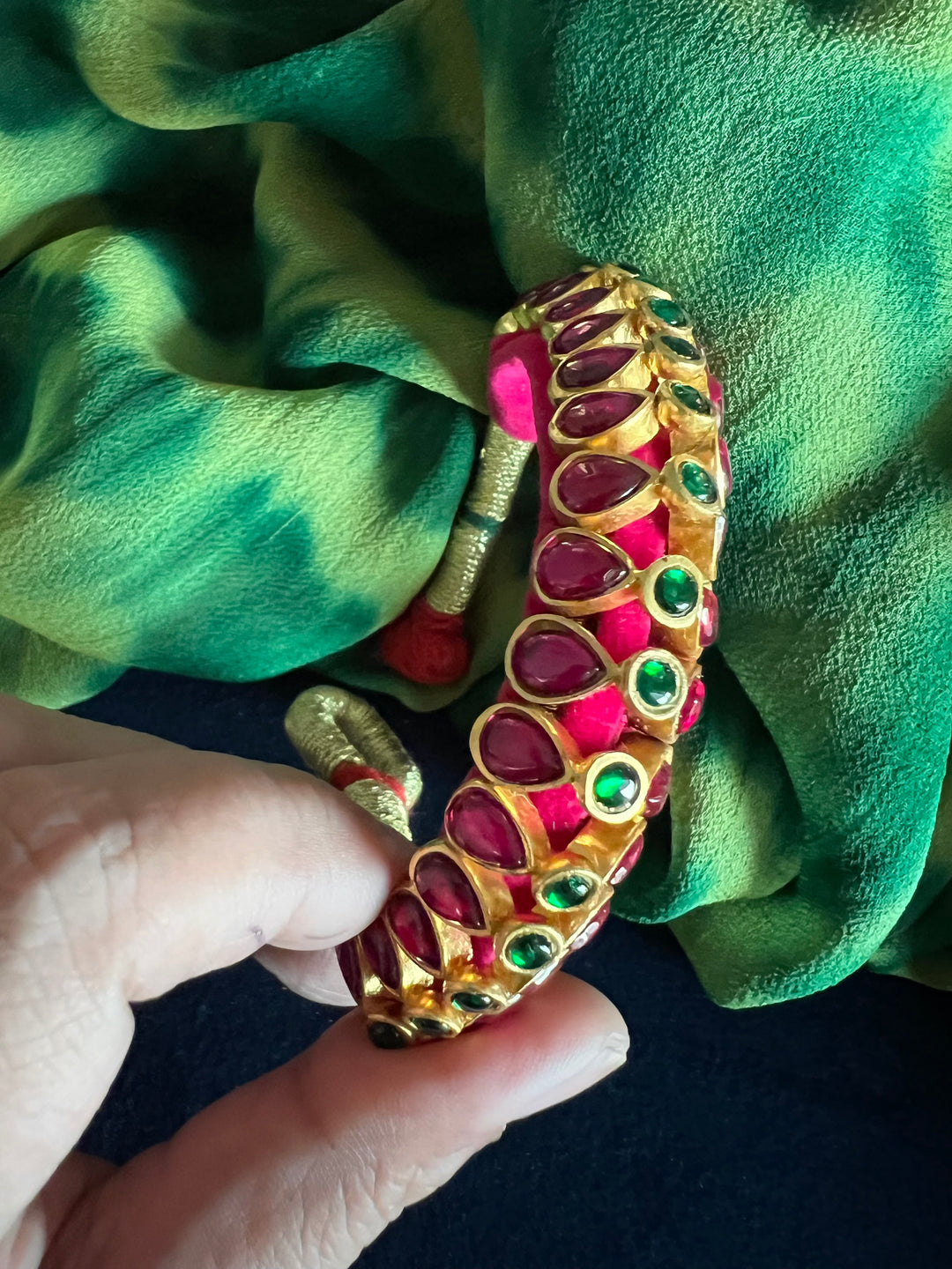 Handcrafted Opulence: Indian Traditional Bracelet with Luxurious Velvet Lining