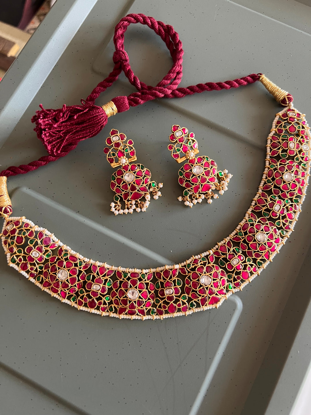 Elegant 925 Silver Jadau Kundan Necklace Set