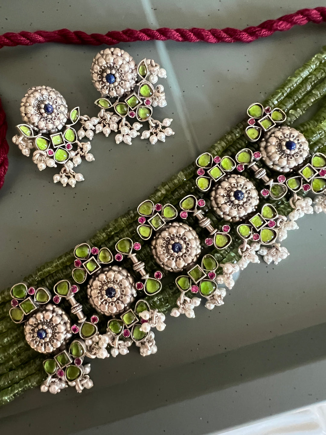 Elegant 925 Silver Peridot Kundan Choker Necklace Set with Beautiful Embellishments