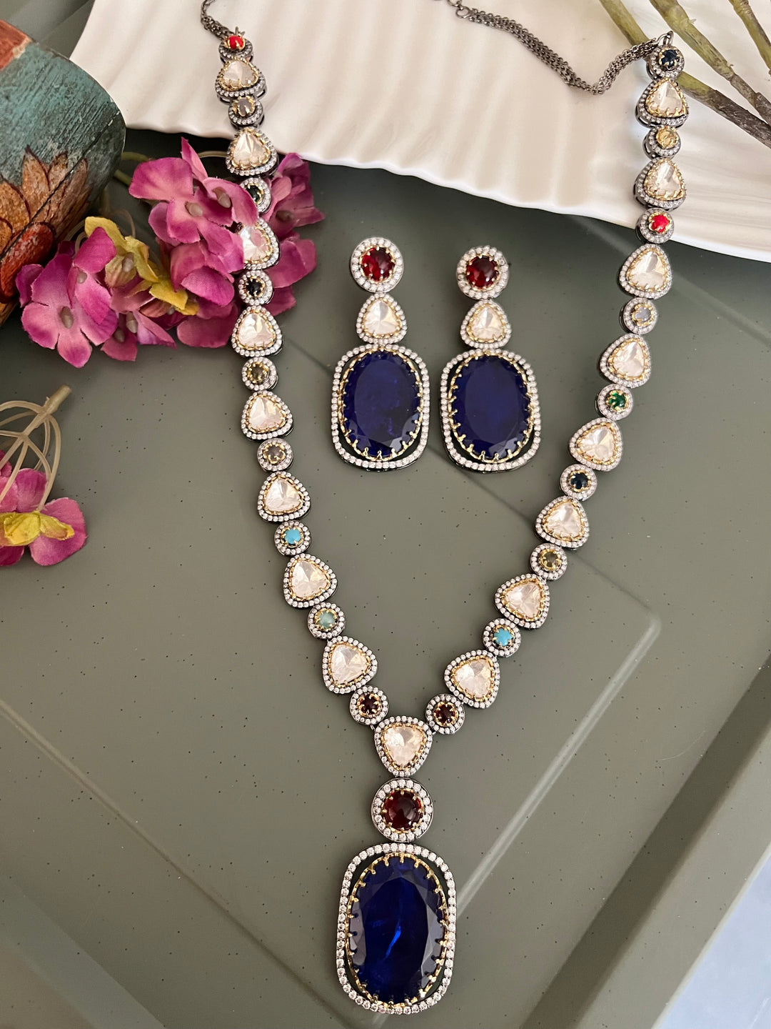 Doublet Stone Pendant Kundan Necklace Set - A Masterpiece of Elegance