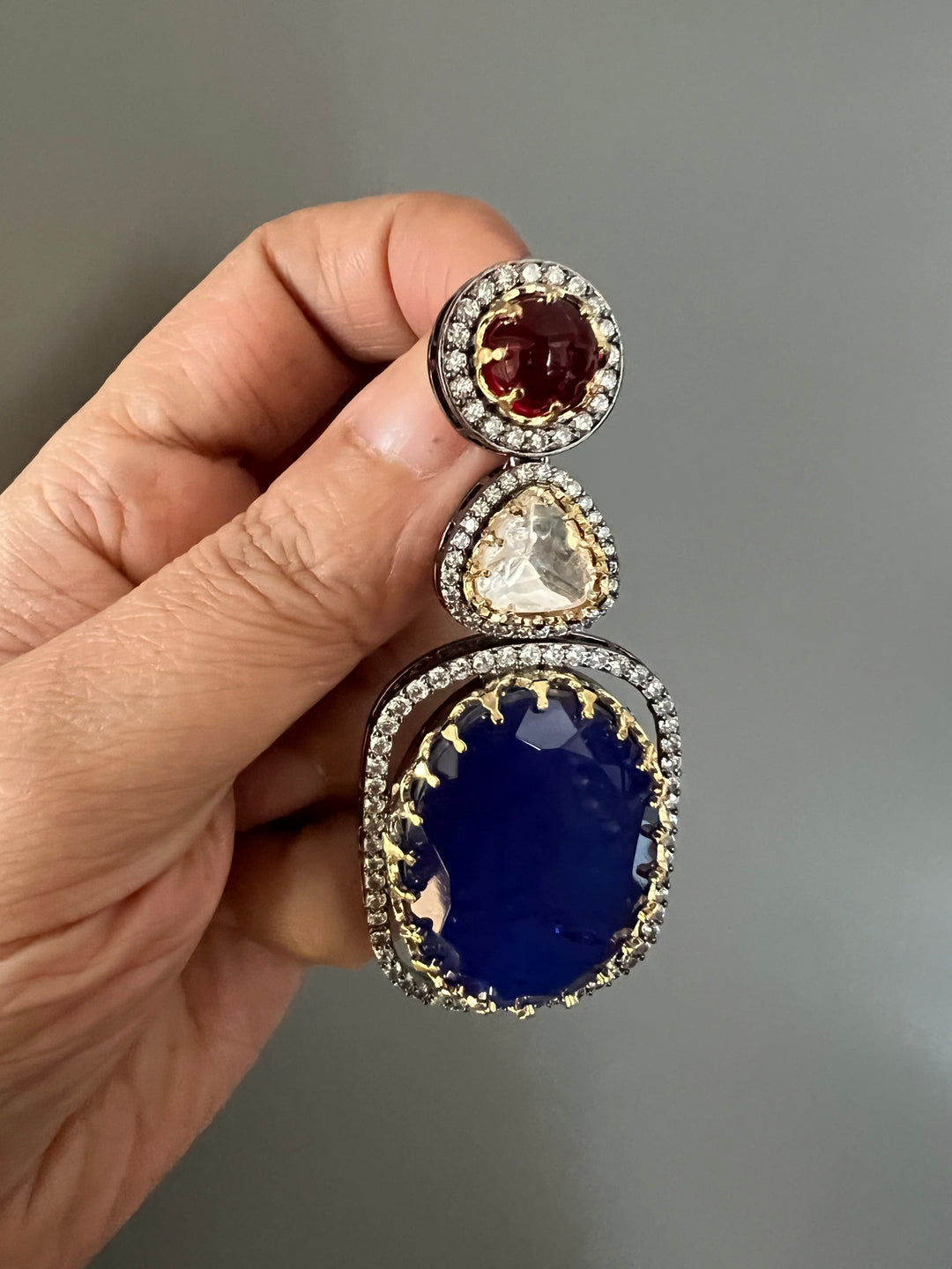 Doublet Stone Pendant Kundan Necklace Set - A Masterpiece of Elegance