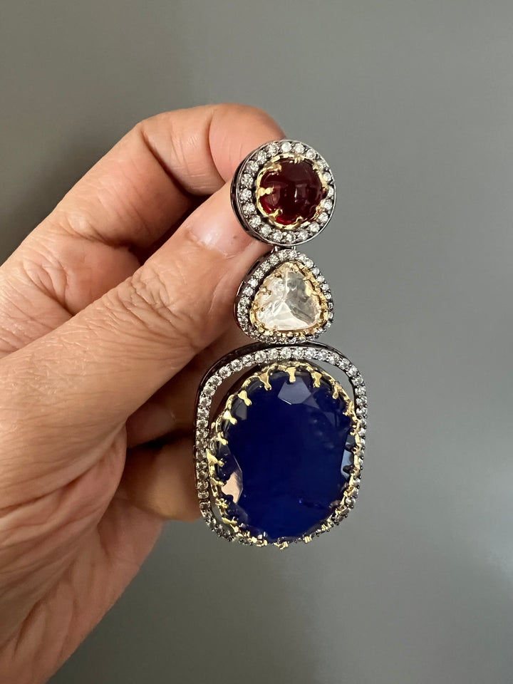 Doublet Stone Pendant Kundan Necklace Set - A Masterpiece of Elegance