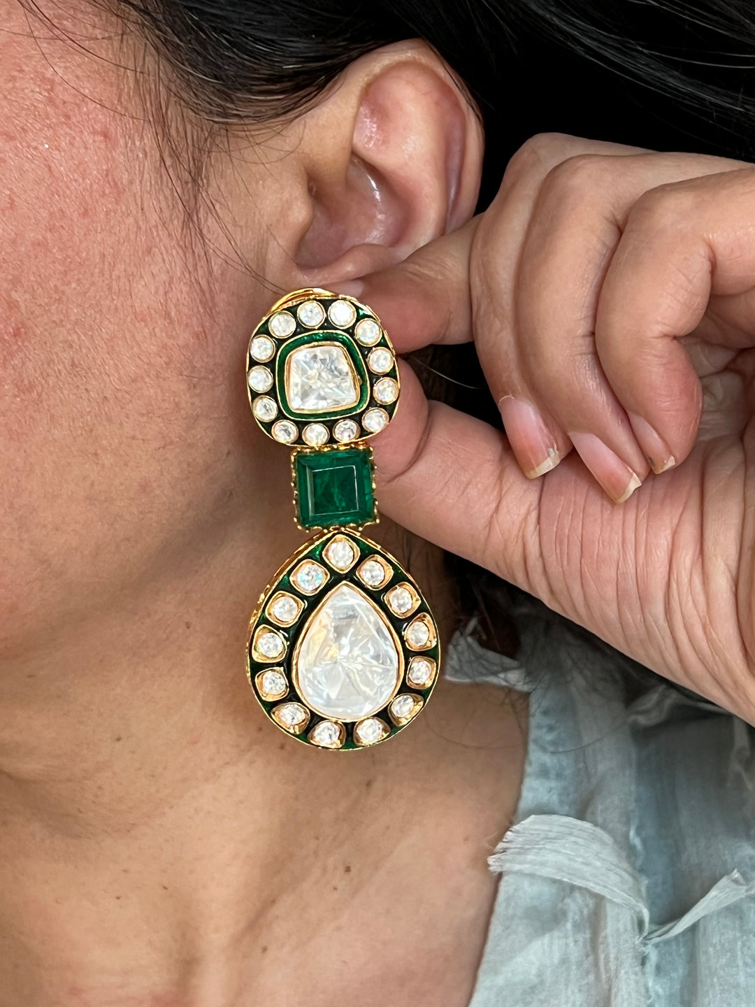 Elegant Kundan Earrings - Premium Quality, Exquisite Craftsmanship