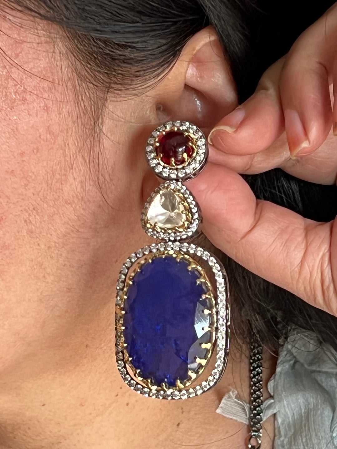 Doublet Stone Pendant Kundan Necklace Set - A Masterpiece of Elegance