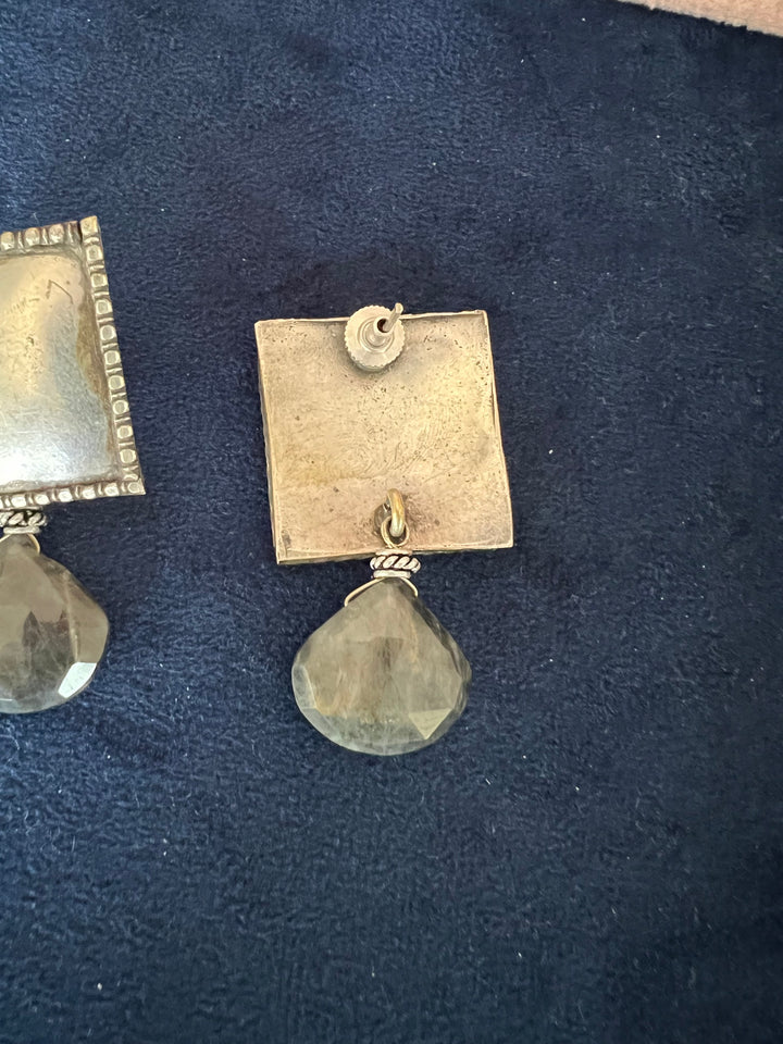 Elegant Earrings - Premium Quality, Exquisite Craftsmanship