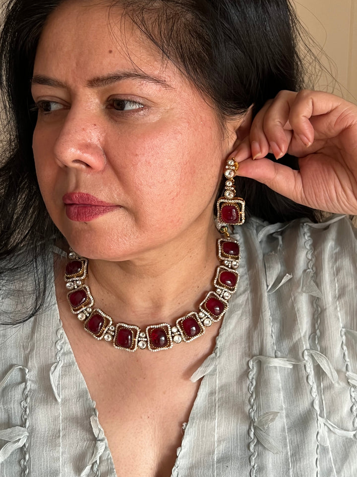 Elegant Necklace Set - Unmatched Quality and Style