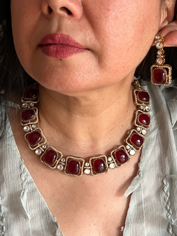 Elegant Necklace Set - Unmatched Quality and Style