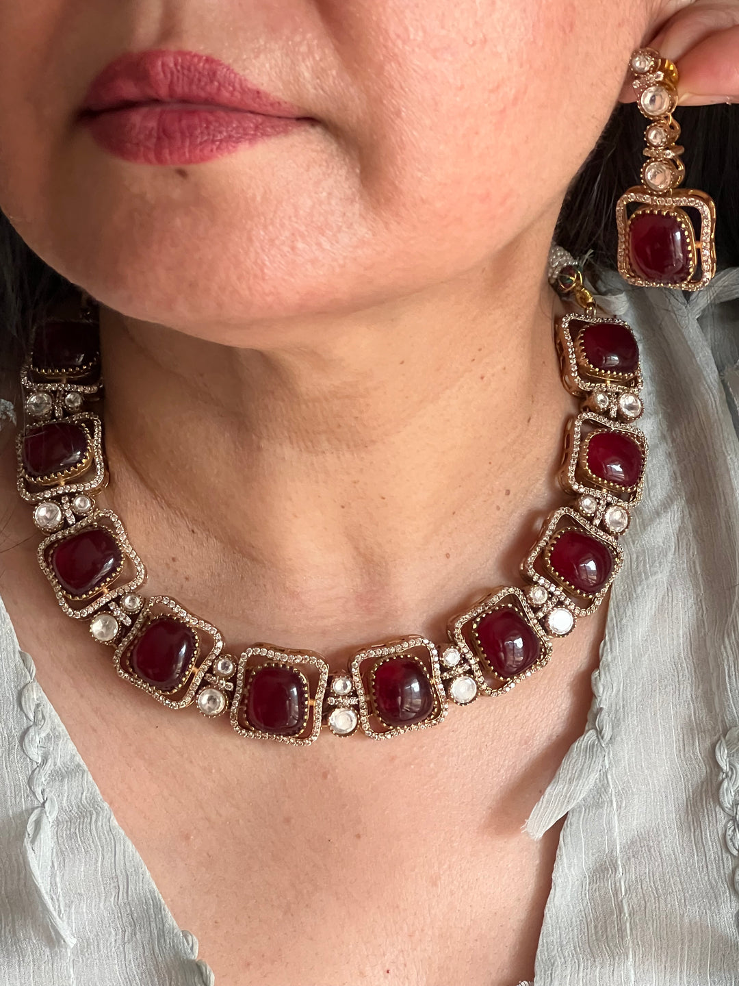 Elegant Necklace Set - Unmatched Quality and Style