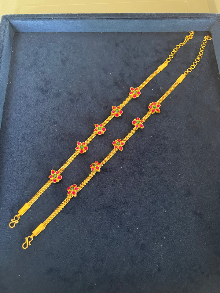 Jadau Pair of Anklets- Set of Two
