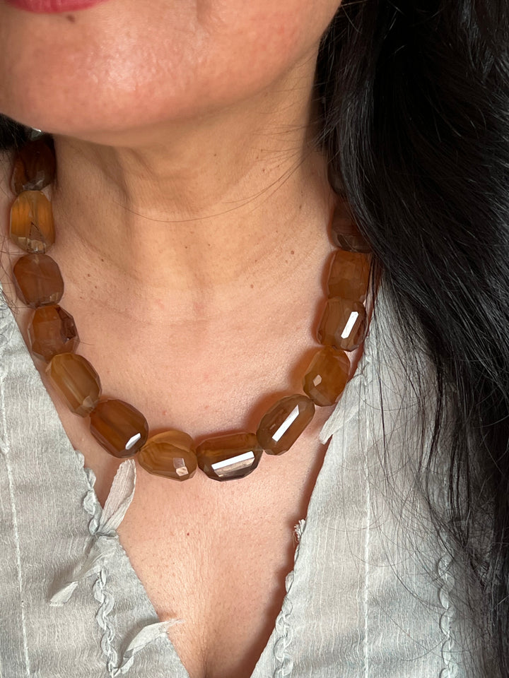 Exquisite Natural Honey Calcite Necklace - Premium Quality Craftsmanship