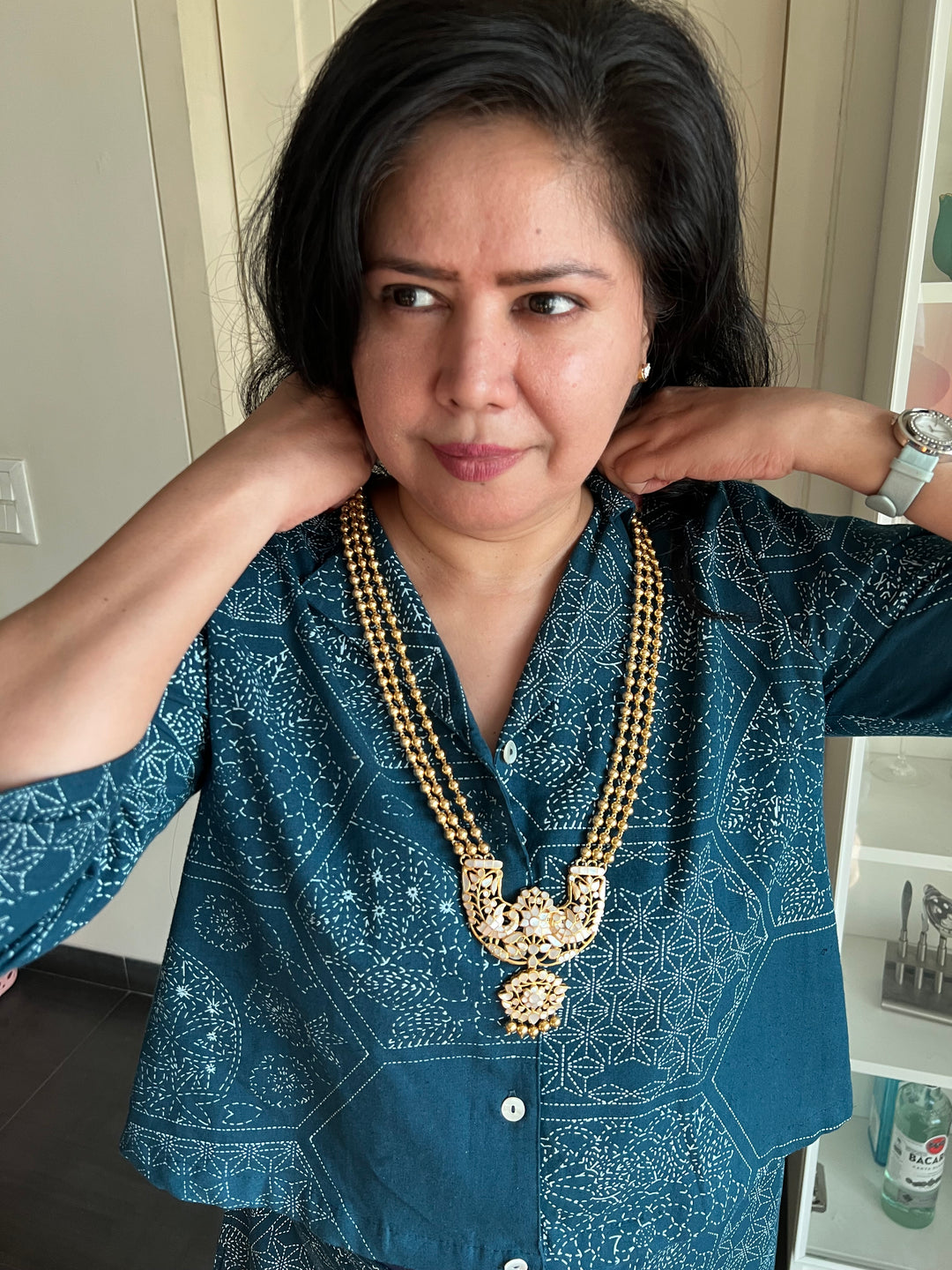 Elegant Mother of Pearl 925 Silver Necklace Set - Unmatched Quality and Style