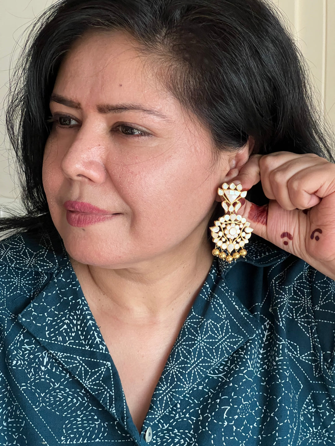 Elegant Mother of Pearl 925 Silver Necklace Set - Unmatched Quality and Style