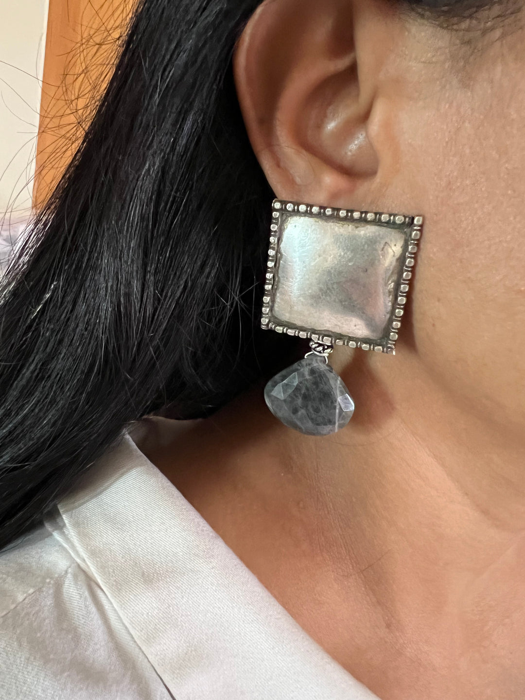 Elegant Earrings - Premium Quality, Exquisite Craftsmanship