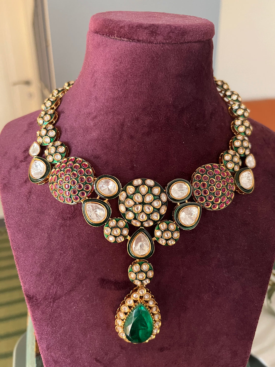 Elegant Necklace Set - Unmatched Quality and Style