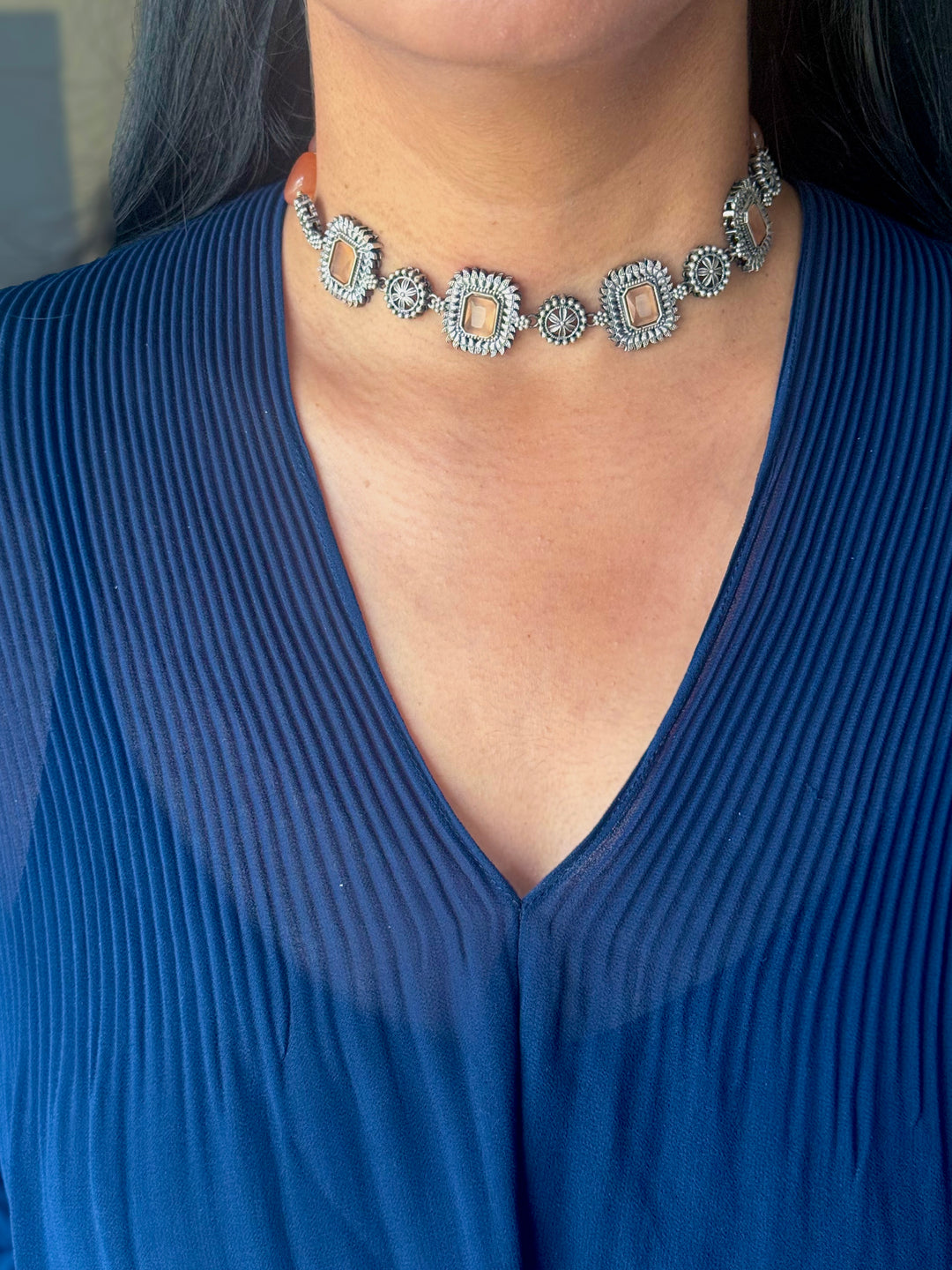 Antique Brass Choker – Flexible & Elegant