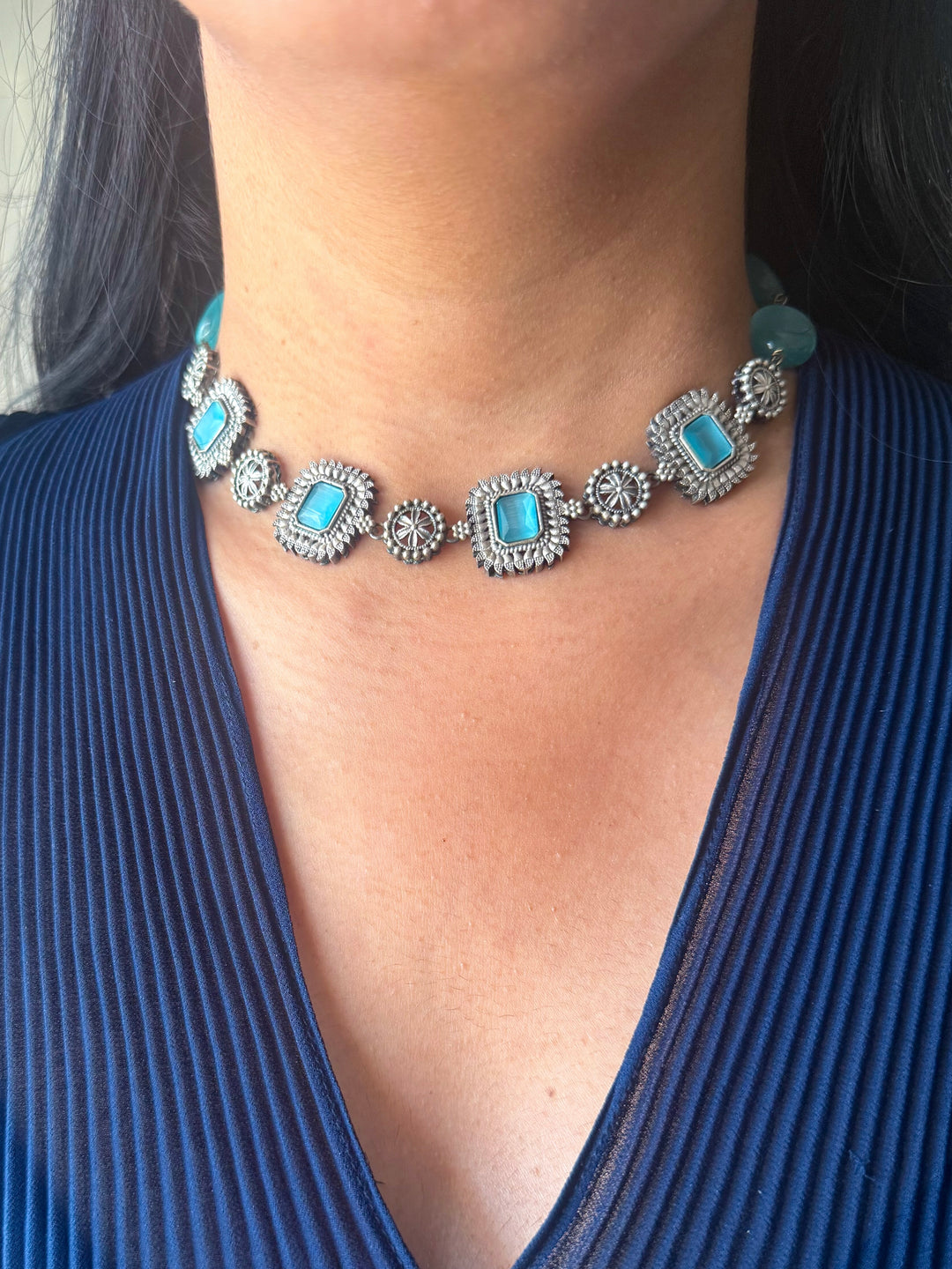 Antique Brass Choker – Flexible & Elegant