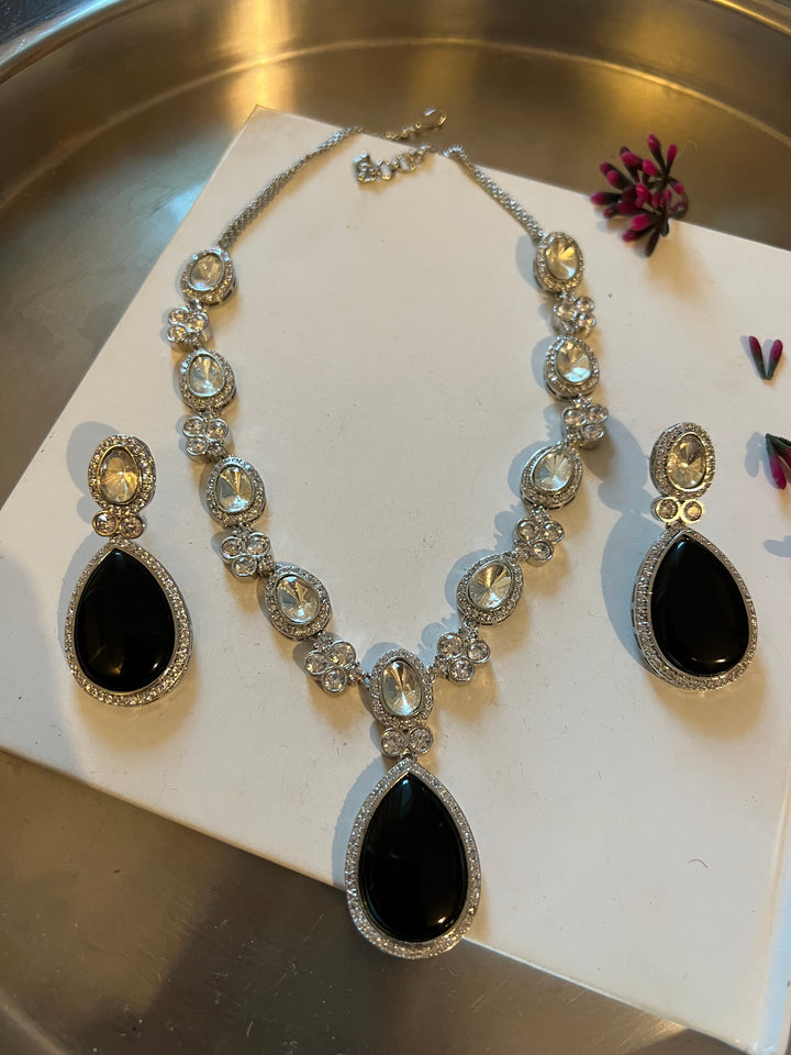Victorian Kundan Necklace with Earrings