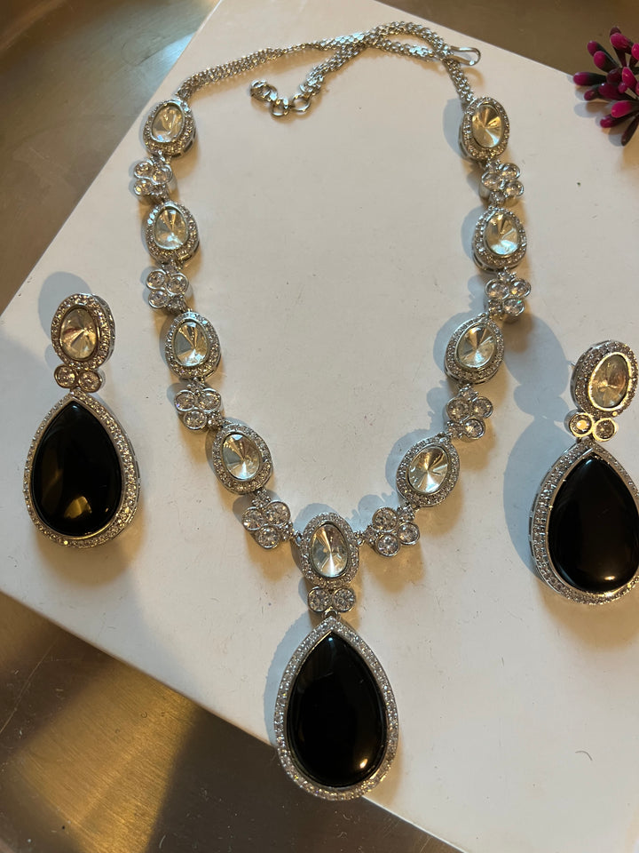 Victorian Kundan Necklace with Earrings