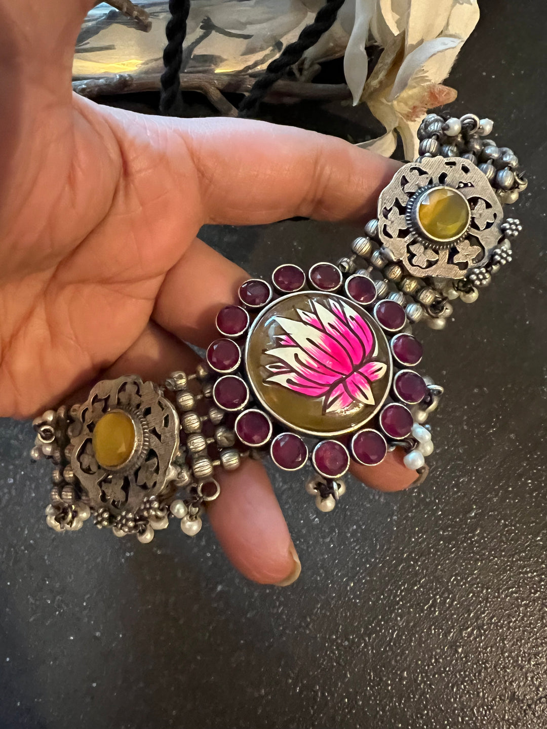 Vintage Artistic Choker with Statement Earrings