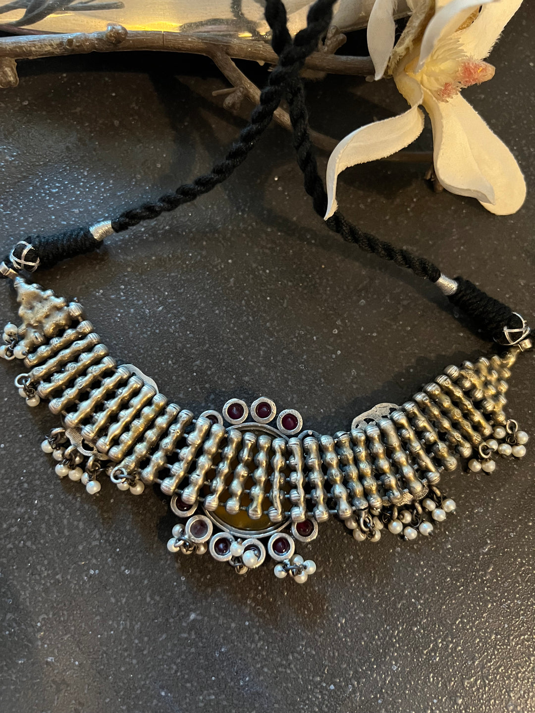 Vintage Artistic Choker with Statement Earrings