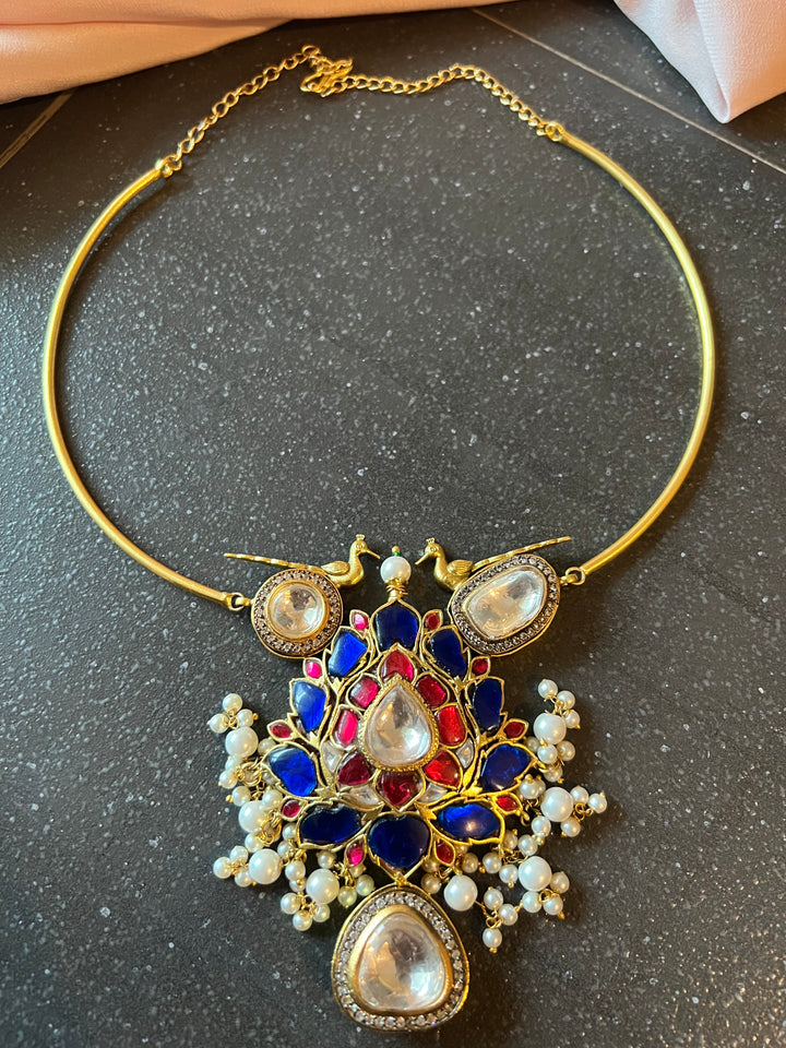 Pendant Hasli Necklace