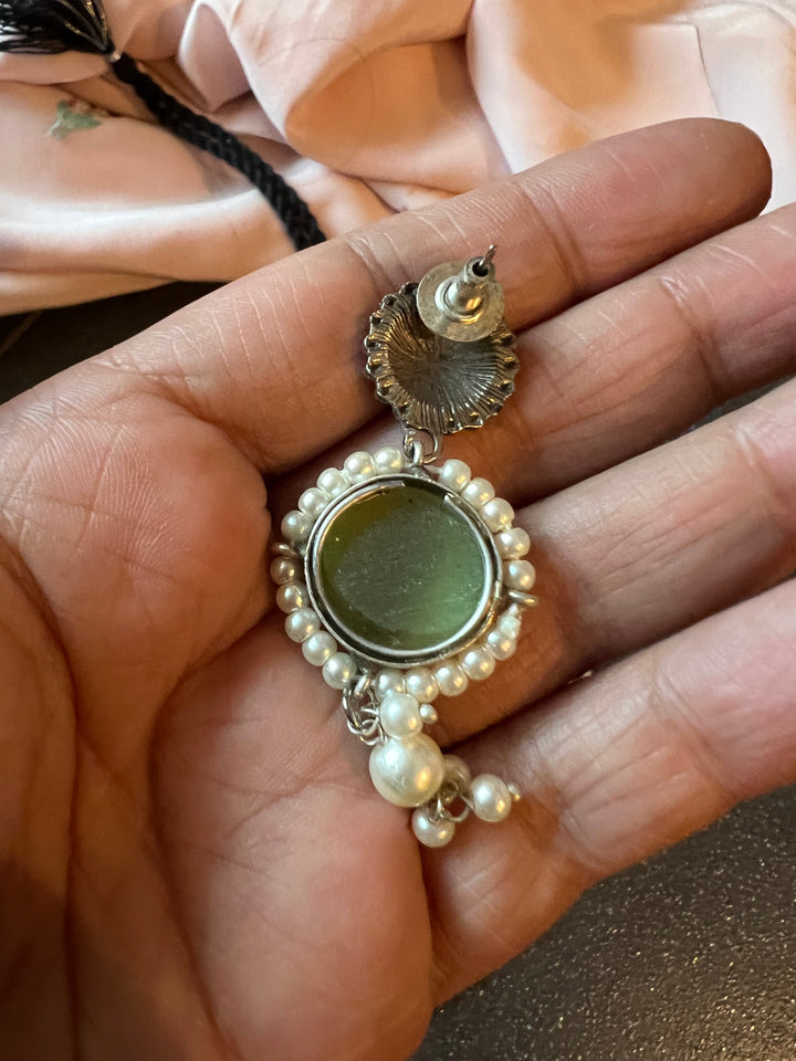 Vintage Artistic Necklace with Earrings