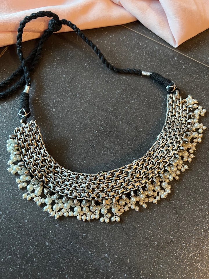 Vintage Artistic Necklace with Earrings