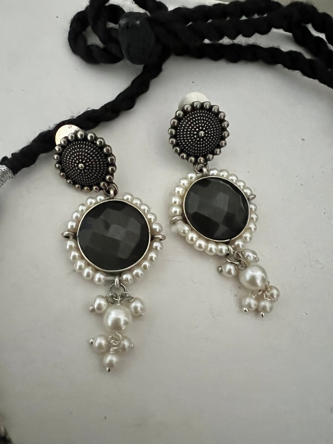 Vintage Artistic Necklace with Earrings