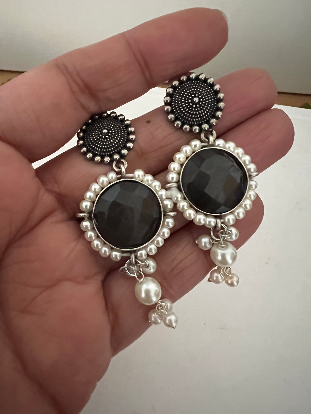 Vintage Artistic Necklace with Earrings