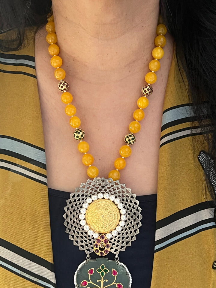 Exquisite Silver Handcrafted Fusion Pendant Necklace - Elevate Your Elegance