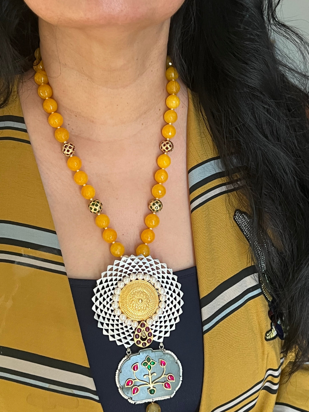 Exquisite Silver Handcrafted Fusion Pendant Necklace - Elevate Your Elegance