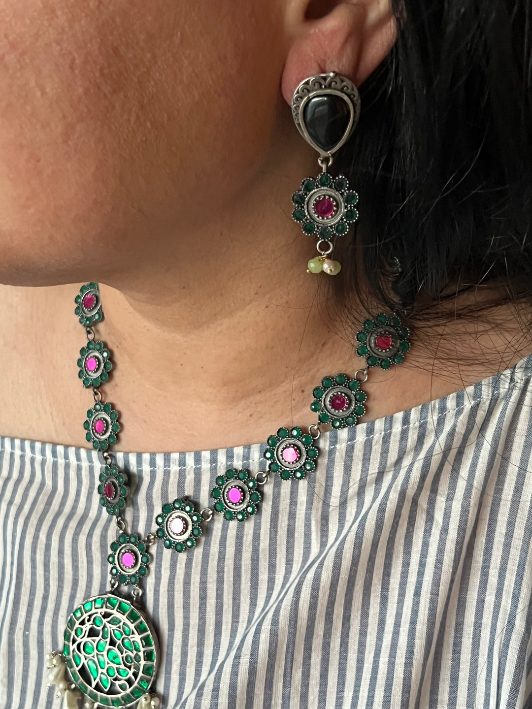 Elegant Necklace Set - Unmatched Quality and Style