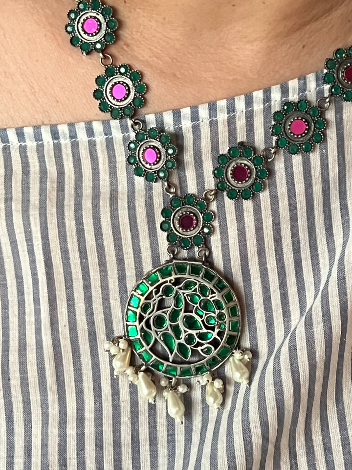 Elegant Necklace Set - Unmatched Quality and Style