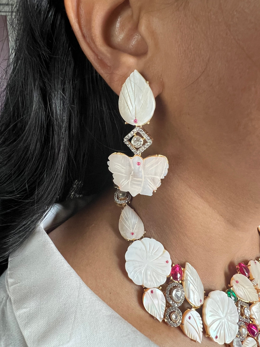 Statement Mother of Pearl Necklace Set - Premium Quality, Handcrafted Elegance