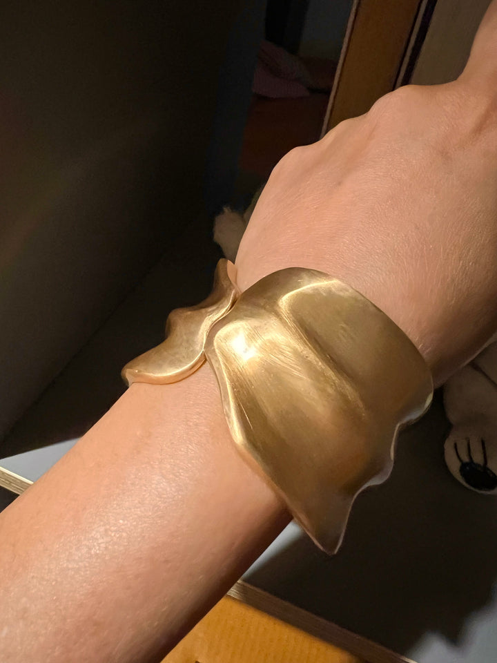 Exquisite Cuff - Unparalleled Quality and Style