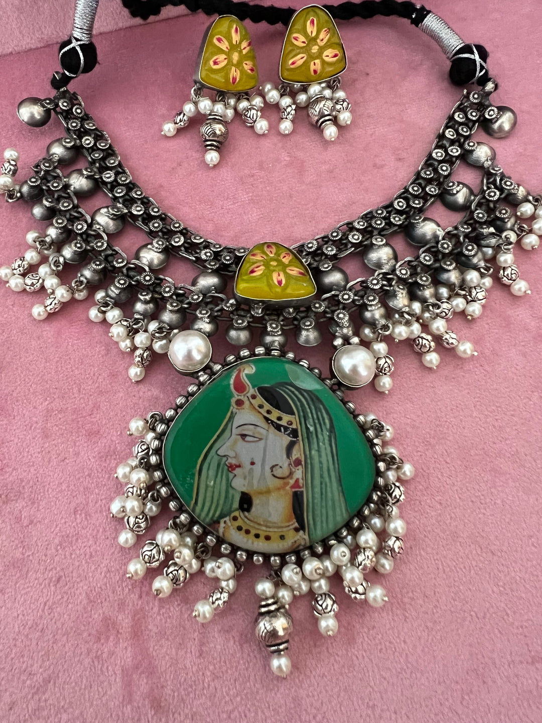 Elegant Necklace Set - Unmatched Quality and Style