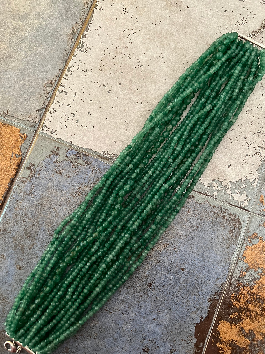 Unique Elegance: One-of-a-Kind Beads Choker Necklace (Premium Quality)