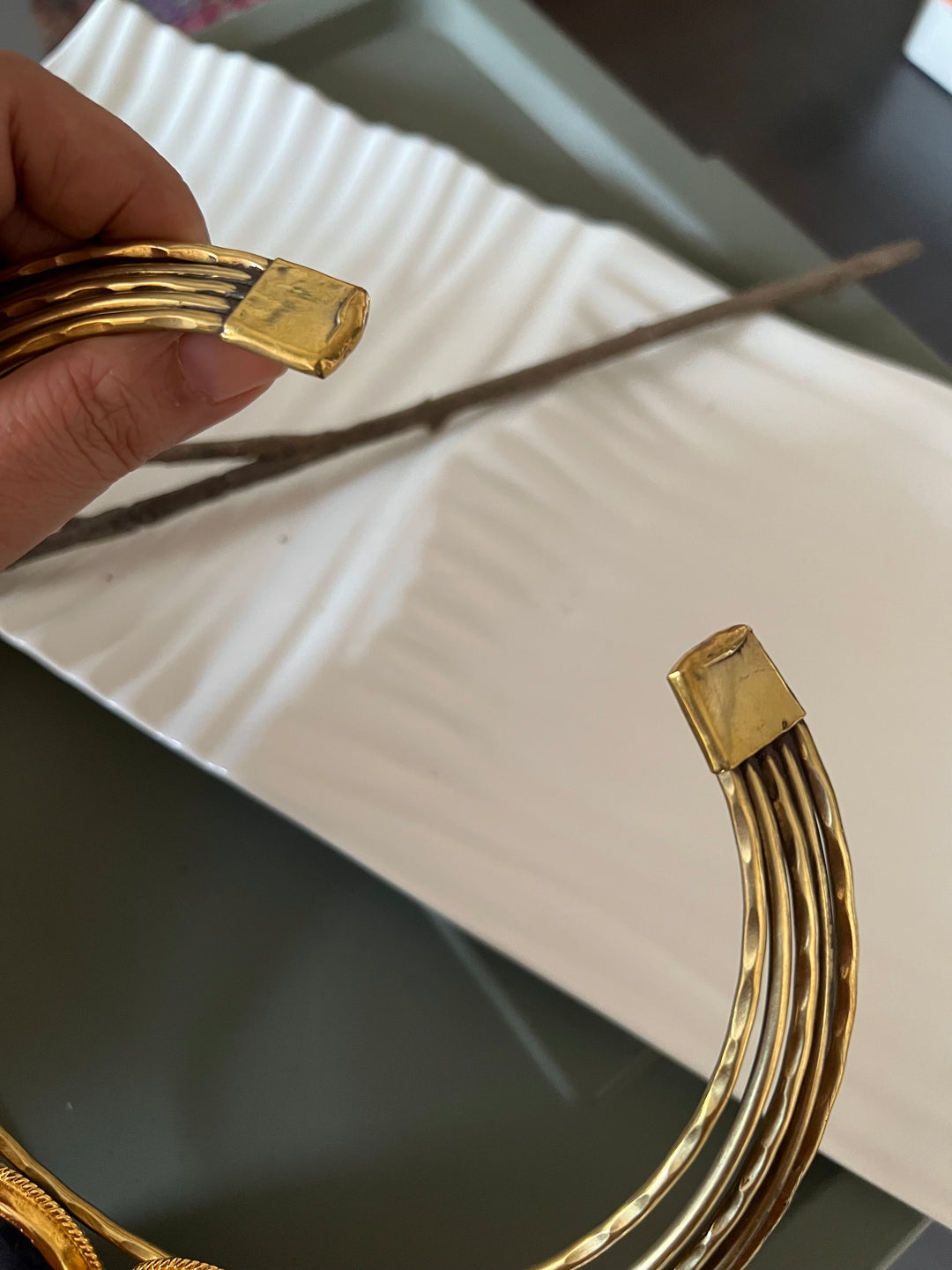 Artisan Crafted: Premium Designer Hasli Necklace