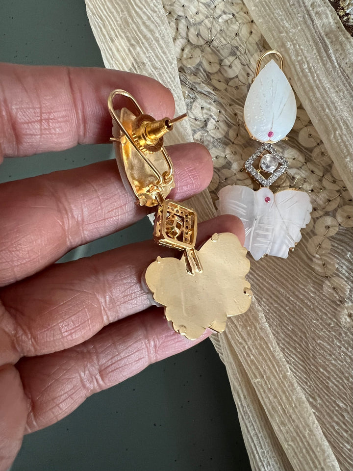 Statement Mother of Pearl Necklace Set - Premium Quality, Handcrafted Elegance