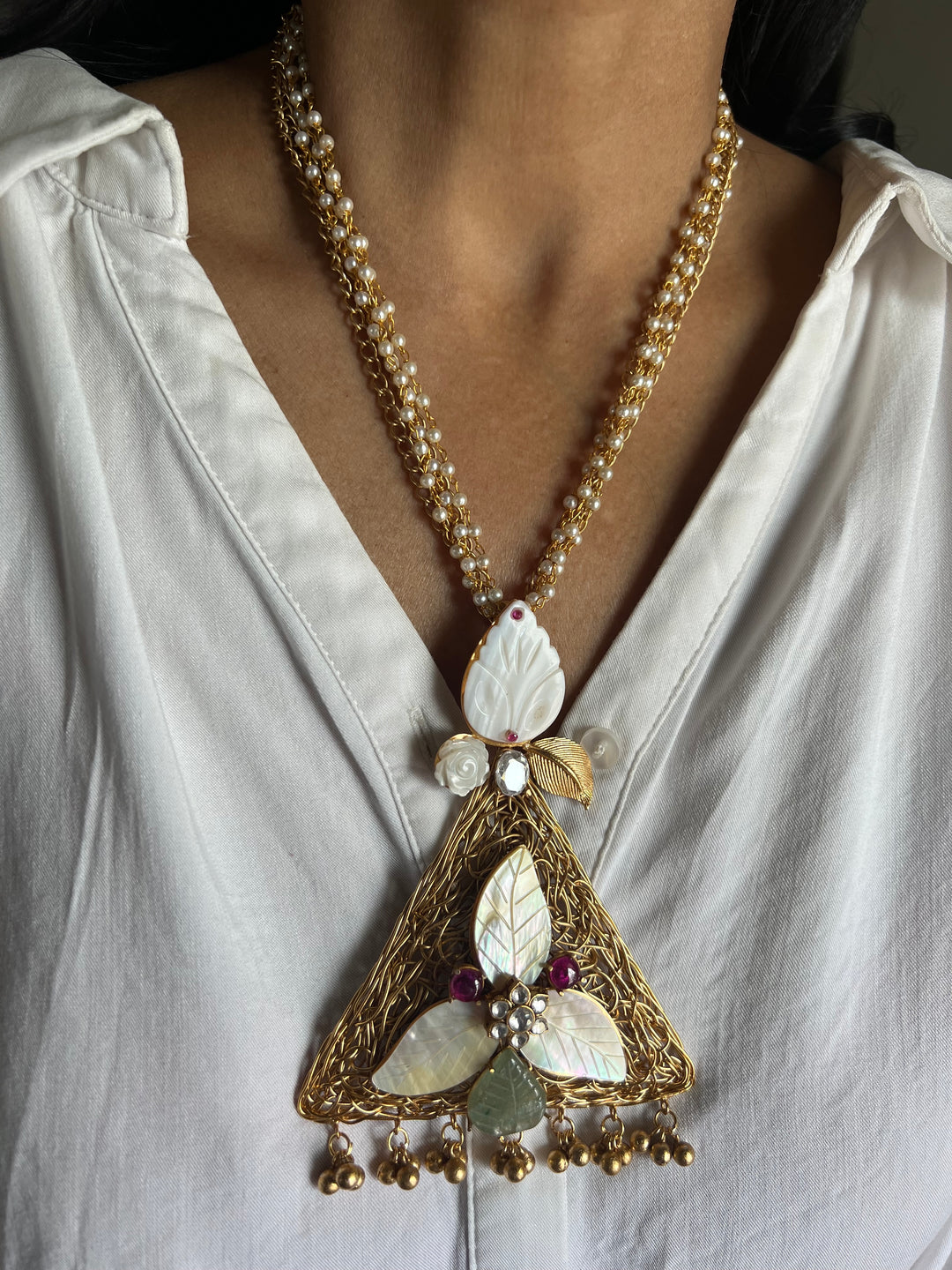 Statement Mother of Pearl Necklace Set - Premium Quality, Handcrafted Elegance