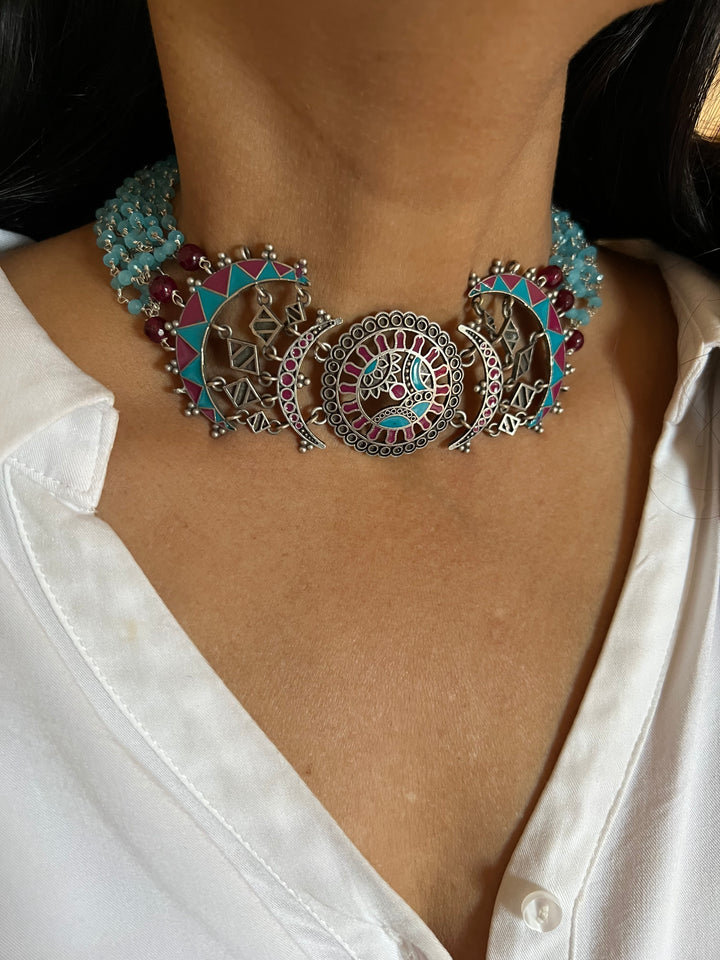 Enamelled Choker Necklace with Studs - Vintage Beauty!