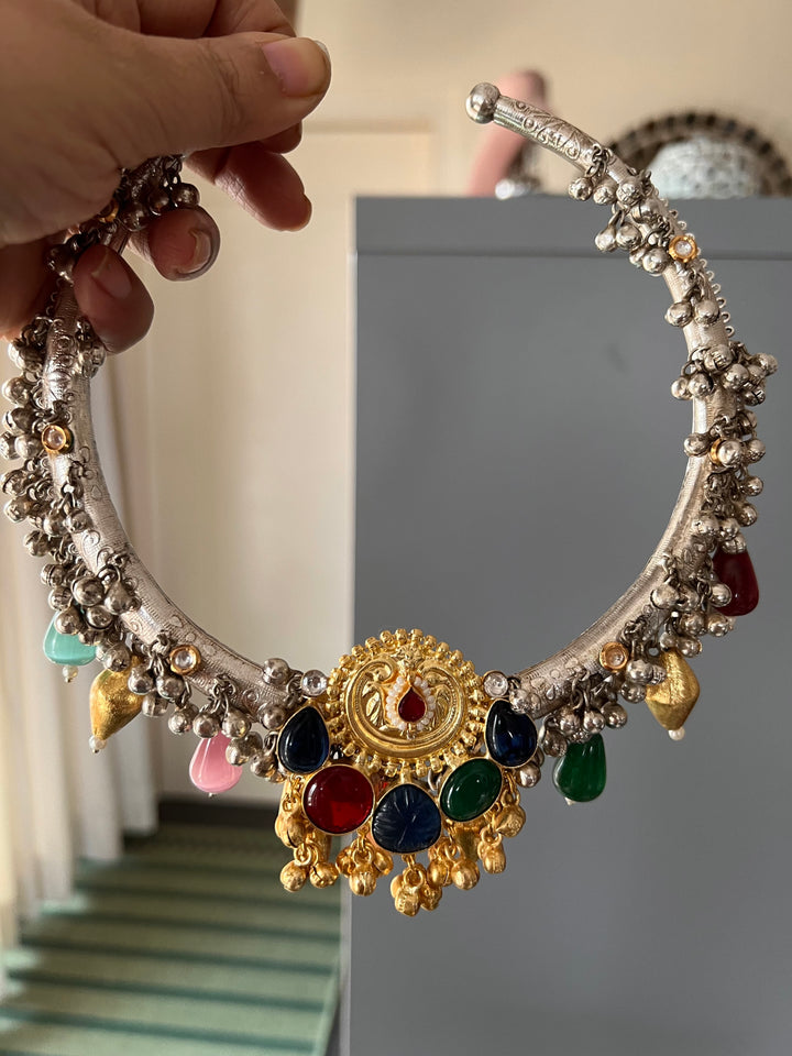 The "Old Soul, New Sparkle" Hasli