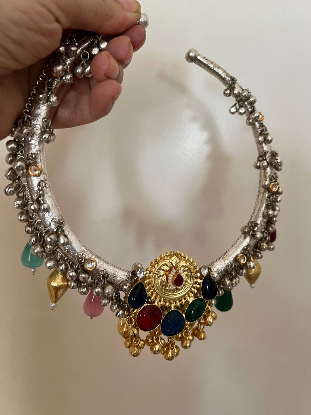 The "Old Soul, New Sparkle" Hasli