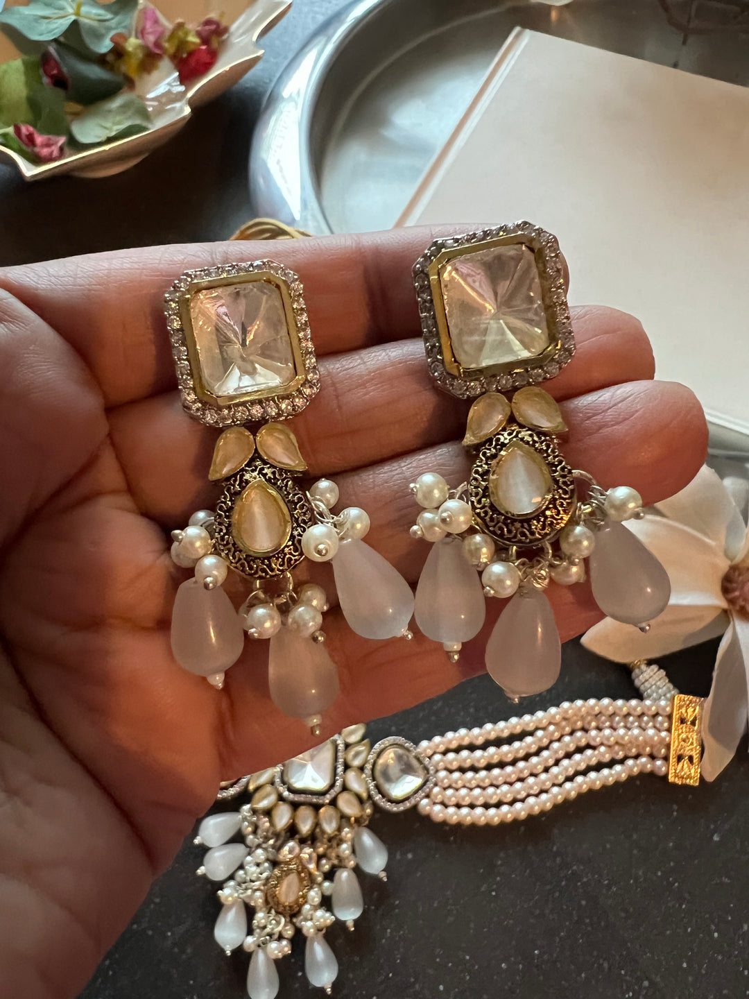 Exquisite Victorian Kundan Choker Necklace with Earrings - Timeless Elegance and Royal Charm